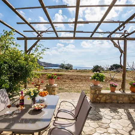 Venetia's Garden * Lefkos (Karpathos)