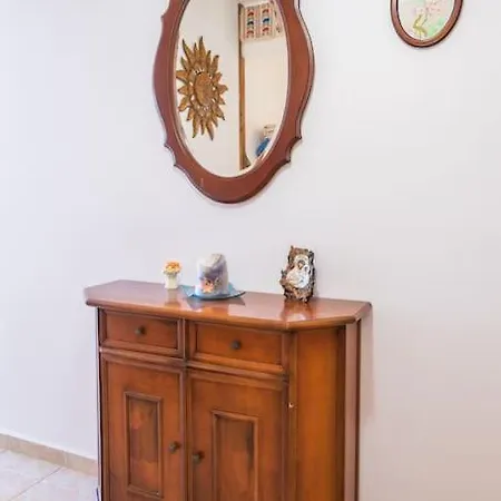 Venetia's Garden Lefkos (Karpathos)